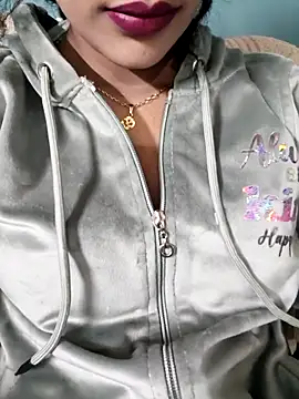 Snapshot of Eshwari_Chopra chatting on 12/01/25, 06:40 Eshwari Chopra online show from 12/01/25, 06:40