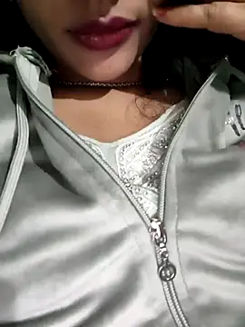 Snapshot of Eshwari_Chopra chatting on 12/03/25, 04:16 Eshwari Chopra online show from 12/03/25, 04:16