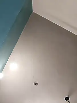 Snapshot of Eshwari_Chopra chatting on 12/15/25, 01:54 Eshwari Chopra online show from 12/15/25, 01:54