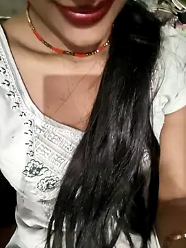 Eshwari Chopra online show from 03/28/26, 03:50