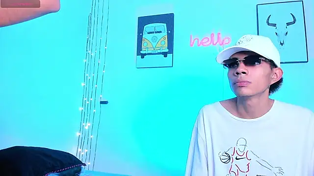 candyandmarilyn online show from 12/14/25, 09:19