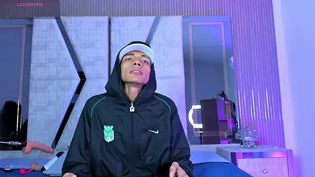 candyandmarilyn online show from 04/17/26, 09:18