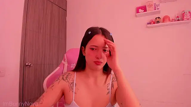 Snapshot of ImBunnyNova chatting on 07/30/26, 04:06 ImBunnyNova online show from 07/30/26, 04:06