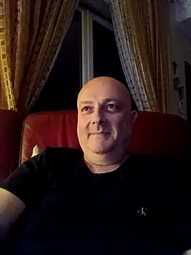 Alexis Bull online show from 04/19/26, 10:23