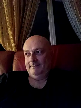 Alexis Bull online show from 04/20/26, 10:22