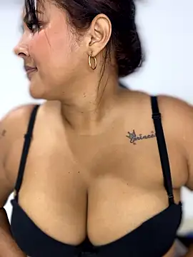 sashaoficial  online show from 01/16/26, 10:25