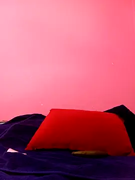 chahoda246 online show from 09/17/25, 10:39