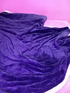 chahoda246 online show from 10/07/25, 11:18