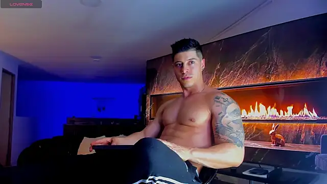 Lukas Green online show from 04/21/26, 01:42