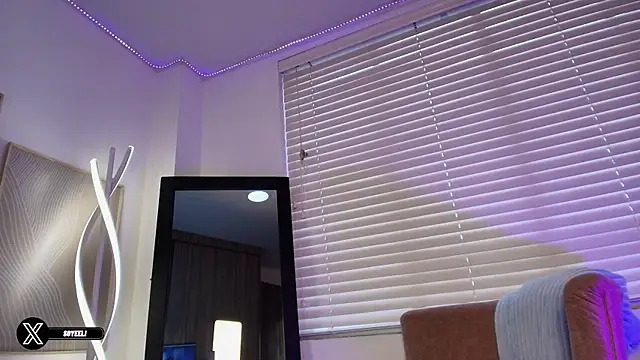 Snapshot of im_eli1 chatting on 12/20/25, 08:49 im eli1 online show from 12/20/25, 08:49