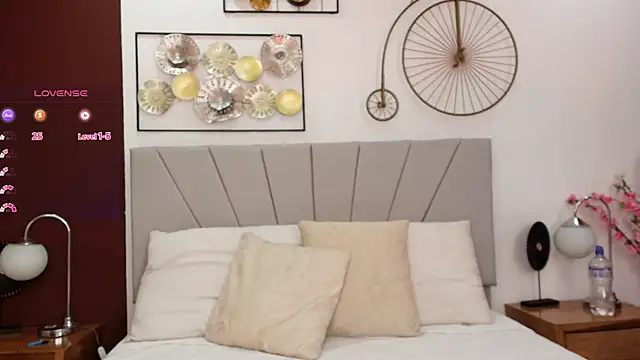 Snapshot of im_eli1 chatting on 02/19/26, 07:10 im eli1 online show from 02/19/26, 07:10