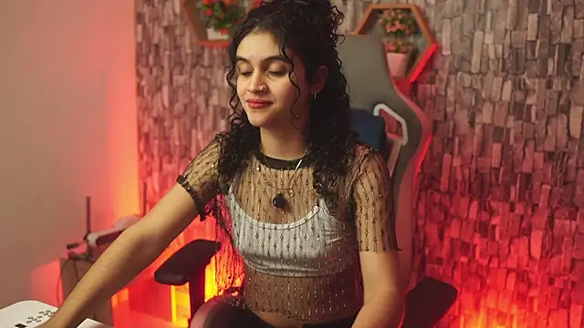 bonniie 98  online show from 04/04/26, 01:48