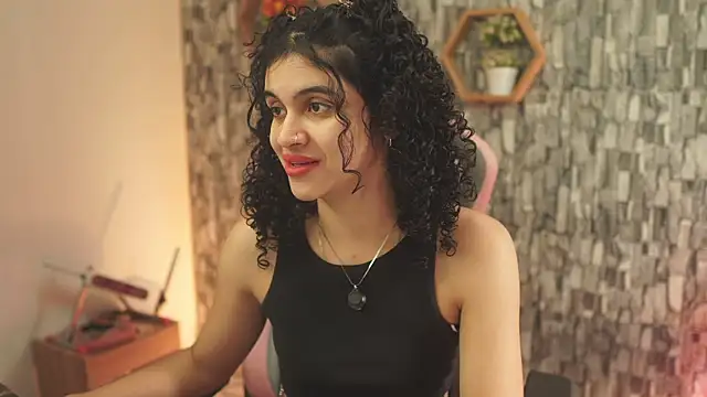 Snapshot of bonniie_98_ chatting on 07/18/26, 03:16 bonniie 98 online show from 07/18/26, 03:16