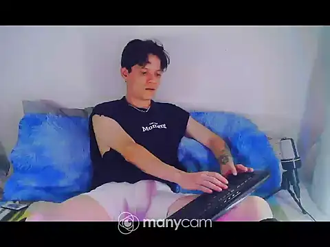 santihot089 online show from 02/13/26, 09:00