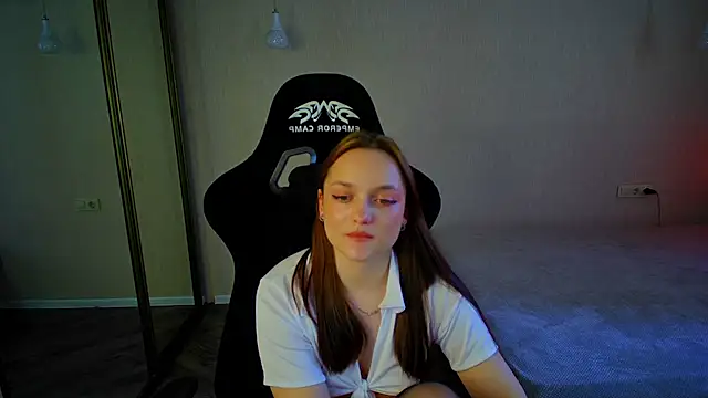 Snapshot of VanessaWilsons chatting on 03/21/25, 11:01 VanessaWilsons online show from 03/21/25, 11:01