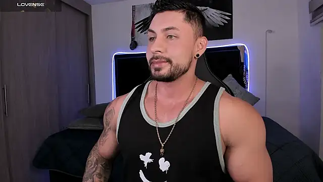 santi aesthetic online show from 03/10/26, 12:26