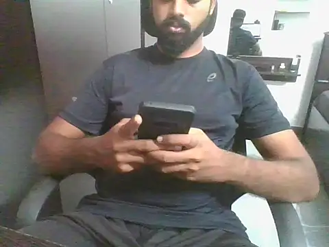 Snapshot of lovelyakash69 chatting on 09/10/25, 03:39 lovelyakash69 online show from 09/10/25, 03:39