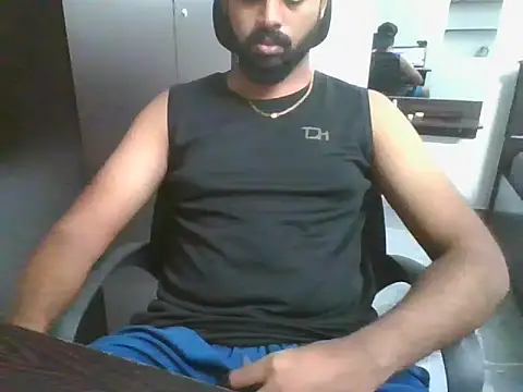 Snapshot of lovelyakash69 chatting on 10/27/25, 06:06 lovelyakash69 online show from 10/27/25, 06:06