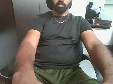 Snapshot of lovelyakash69 chatting on 11/10/25, 05:50 lovelyakash69 online show from 11/10/25, 05:50