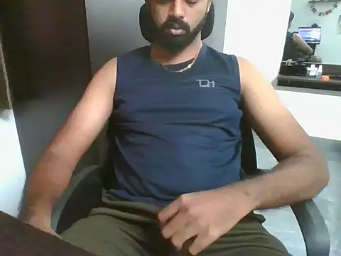 Snapshot of lovelyakash69 chatting on 01/06/26, 05:22 lovelyakash69 online show from 01/06/26, 05:22