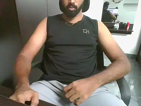 Snapshot of lovelyakash69 chatting on 05/13/26, 08:23 lovelyakash69 online show from 05/13/26, 08:23