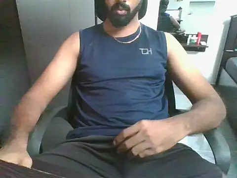 lovelyakash69 online show from 06/13/26, 07:28