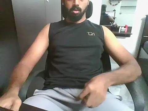 lovelyakash69 online show from 06/23/26, 07:39