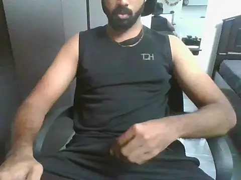 lovelyakash69 online show from 07/25/26, 08:01
