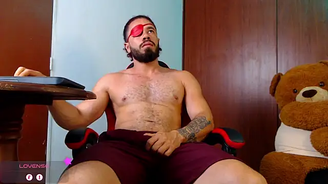 Snapshot of pirata_fitness chatting on 09/23/25, 08:06 pirata fitness online show from 09/23/25, 08:06