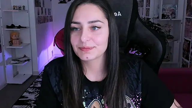 ValeriiMills online show from 01/12/26, 02:44