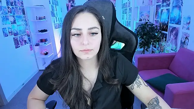 ValeriiMills online show from 03/04/26, 02:45