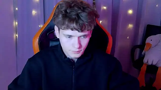 DanyDavis online show from 04/10/26, 08:57