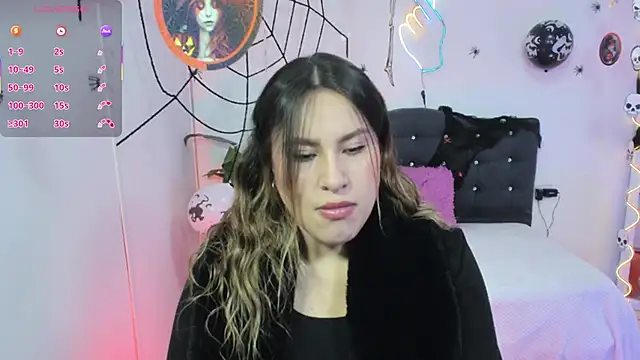 saaya tay online show from 10/29/25, 03:09