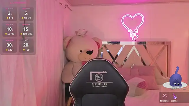 saaya tay online show from 04/23/26, 03:30