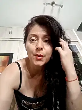 lunadicty online show from 04/24/26, 04:59