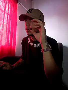 Chris  Jones online show from 09/23/25, 05:38