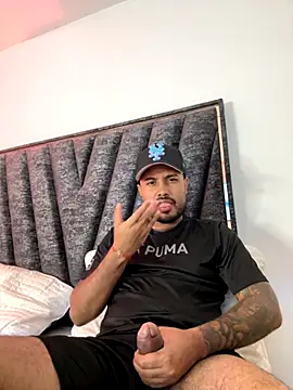 PapiStan online show from 09/28/25, 03:12