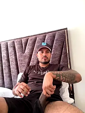 PapiStan online show from 09/28/25, 06:02