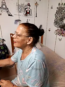 katrina perez online show from 02/01/26, 10:14