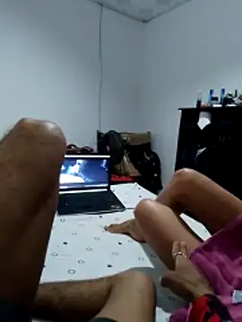 Snapshot of Yeibons chatting on 10/27/25, 03:10 Yeibons online show from 10/27/25, 03:10