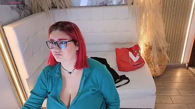 Cerecitaa02  online show from 04/13/26, 11:43