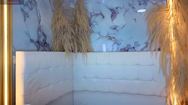 Cerecitaa02  online show from 04/21/26, 01:42