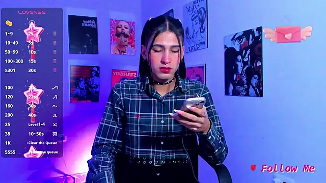 SkylerBennet online show from 03/22/25, 01:22