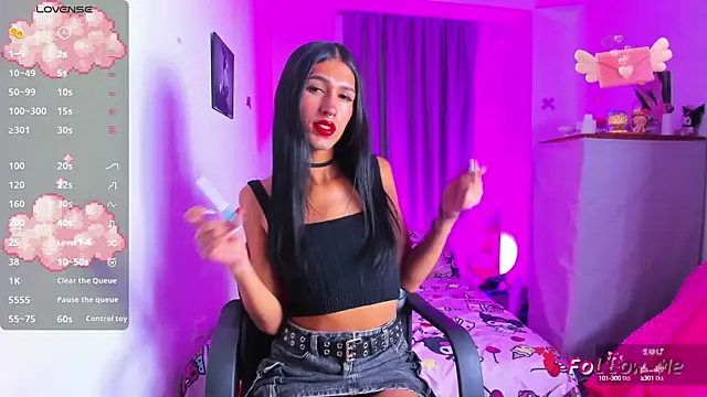 SkylerBennet online show from 10/29/25, 04:26