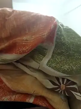 Snapshot of leona633 chatting on 03/11/26, 09:21 leona633 online show from 03/11/26, 09:21