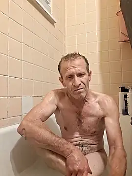 Snapshot of moasslicker chatting on 10/04/25, 04:43 moasslicker online show from 10/04/25, 04:43