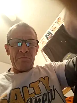 moasslicker online show from 12/22/25, 10:01