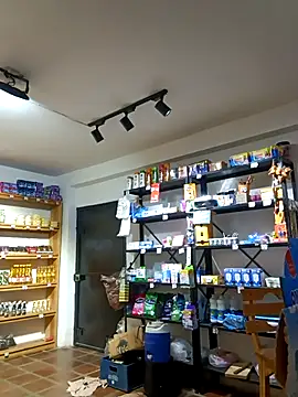 elnegro707070 online show from 11/17/25, 10:54