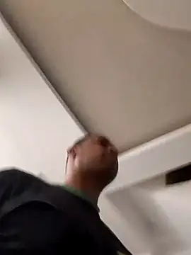 elnegro707070 online show from 02/04/26, 11:20