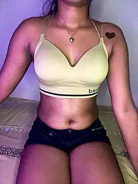 selena mia online show from 01/12/26, 05:56